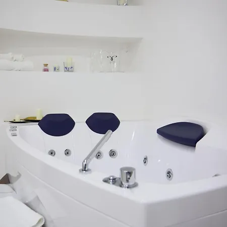 Le Stanze Di Vino Rosso Bed & Breakfast *